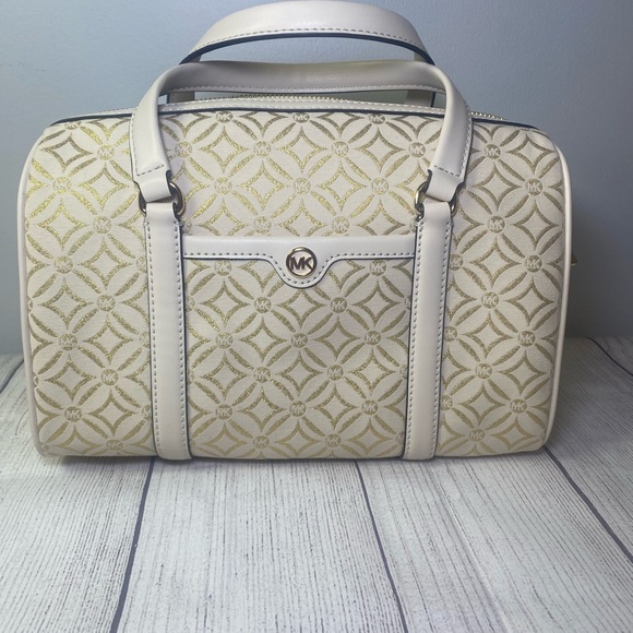 Michael Kors Cream and Gold Quilted Satchel - Picture 1 of 13